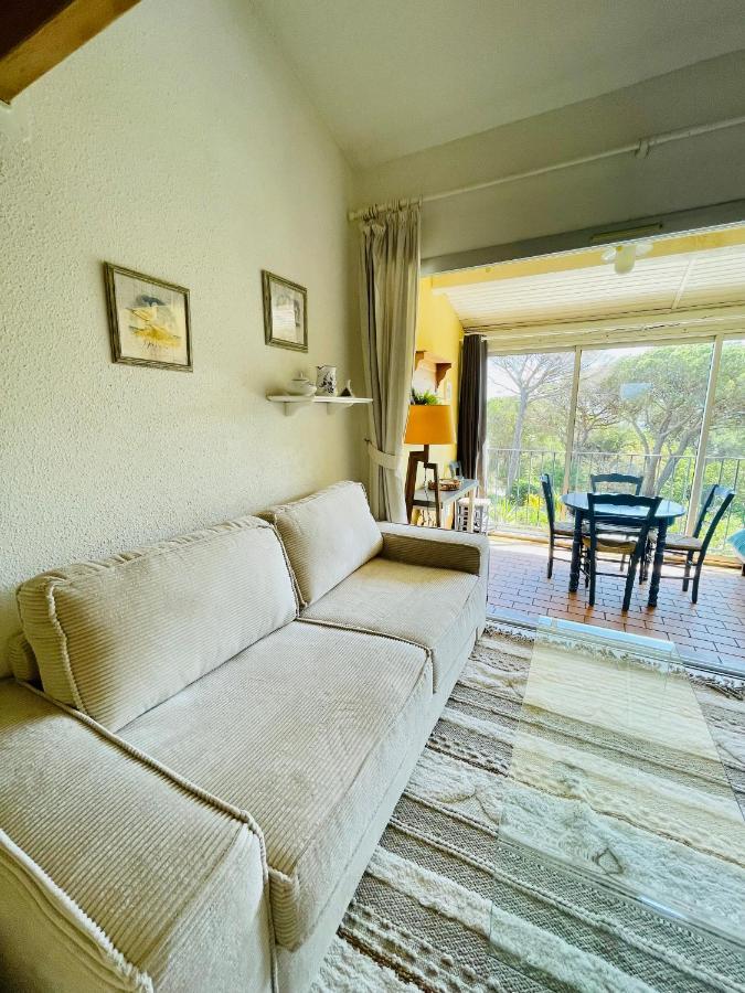 Bel Appartement Avec Mezzanine, Vue Mer Et Piscine โคโกแล็ง ภายนอก รูปภาพ