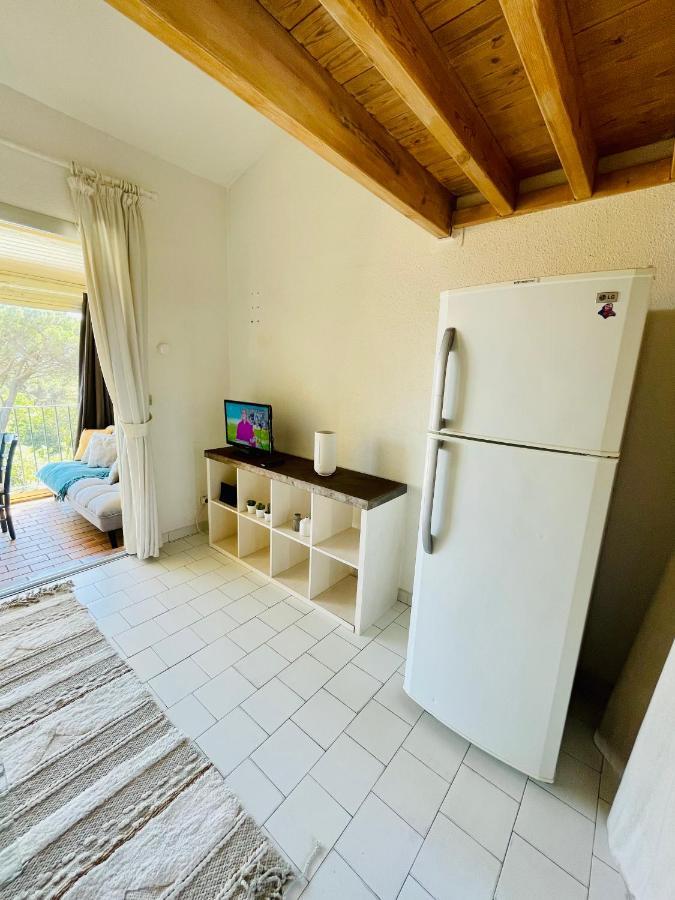Bel Appartement Avec Mezzanine, Vue Mer Et Piscine โคโกแล็ง ภายนอก รูปภาพ